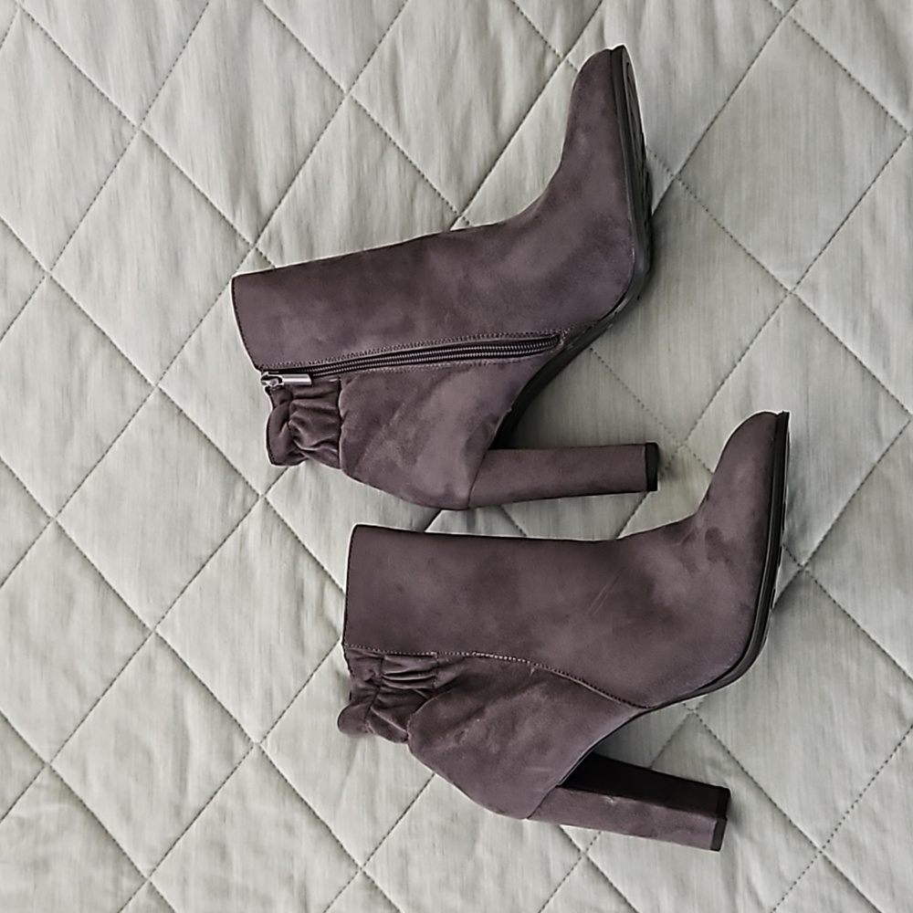 Impo Steel Grey faux suade boots
